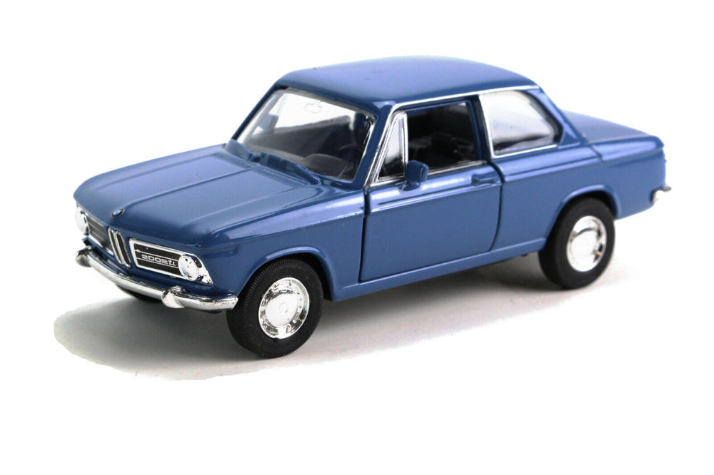 ماکت فلزی بی ام و 2002 برند ویلی 1:24